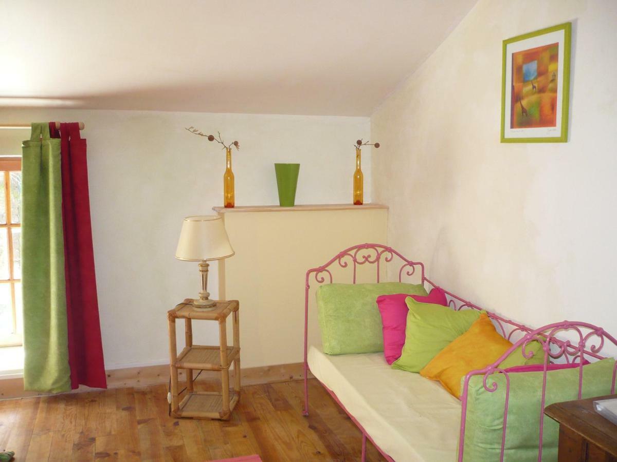 Hôtel Soleil et Ombre à Villedieu  Extérieur photo