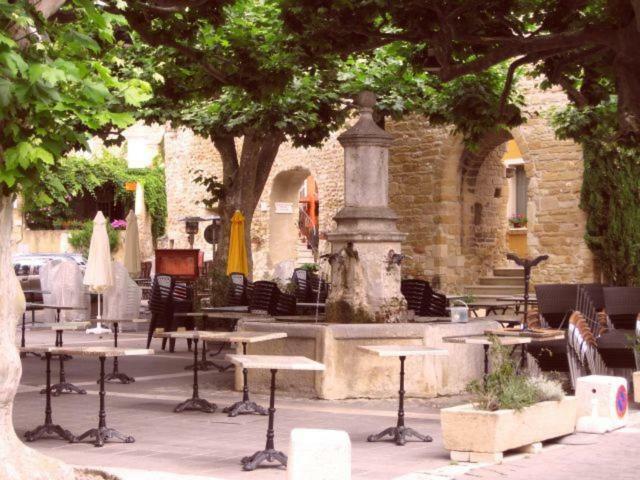 Hôtel Soleil et Ombre à Villedieu  Extérieur photo